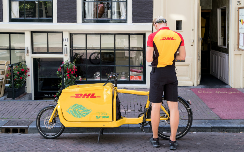 DHL